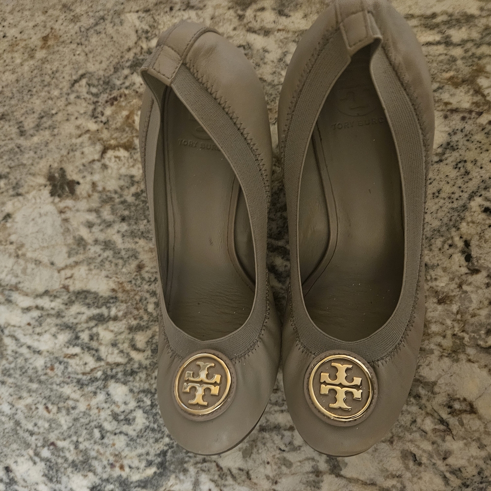 Tory Burch Women's Gray Ballet Flats